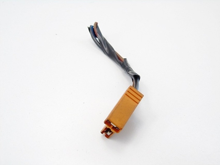 фото №1, Штекер разъём ford focus mk2 mk3 mondeo 4 c-max 2