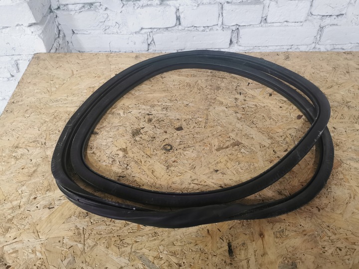 фото №1, Прокладка дверь правая зад passat b6