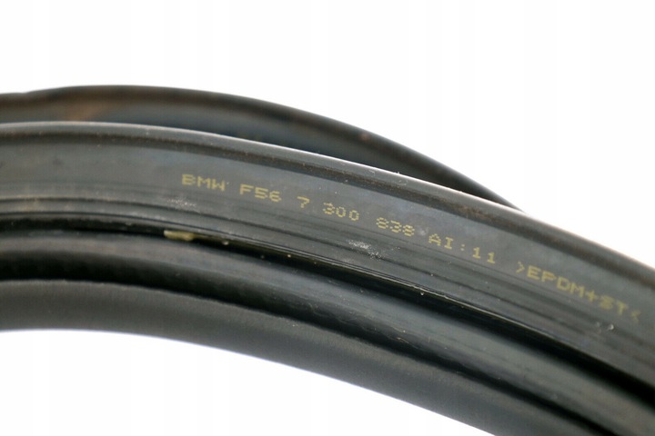 фото №8, Mini f56 прокладка крышки багажника