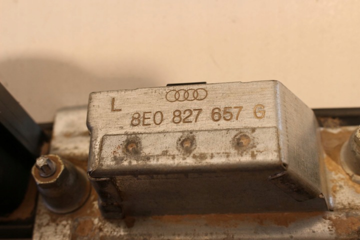 фото №7, Накладка контактор кнопка кришки audi a3 8p cabrio