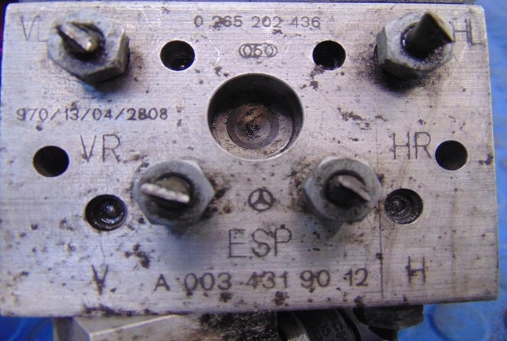 фото №7, Mercedes w 210 рестайлінг 2.2 cdi насос abs 0265202436