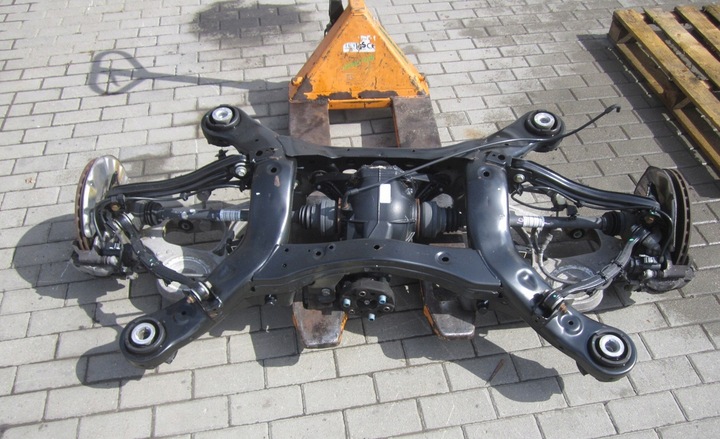 фото №1, Mercedes ml w166 полуось рычаг ступица a1663501110