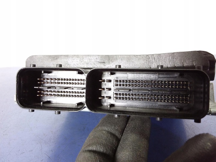 фото №4, Audi s5 8t 3,0 tfsi блок управления двигателя 8k5907551f