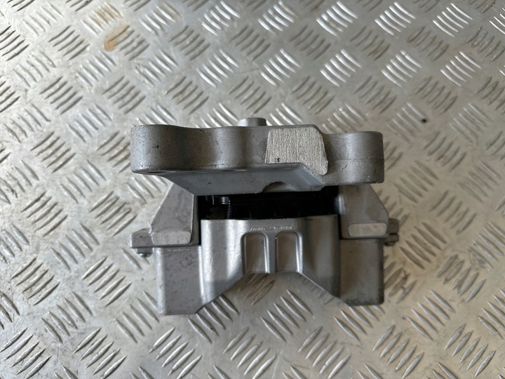 фото №10, Mitsubishi outlander iii 2.4 гібрид лапи подушка двигуна коробки коробки передач