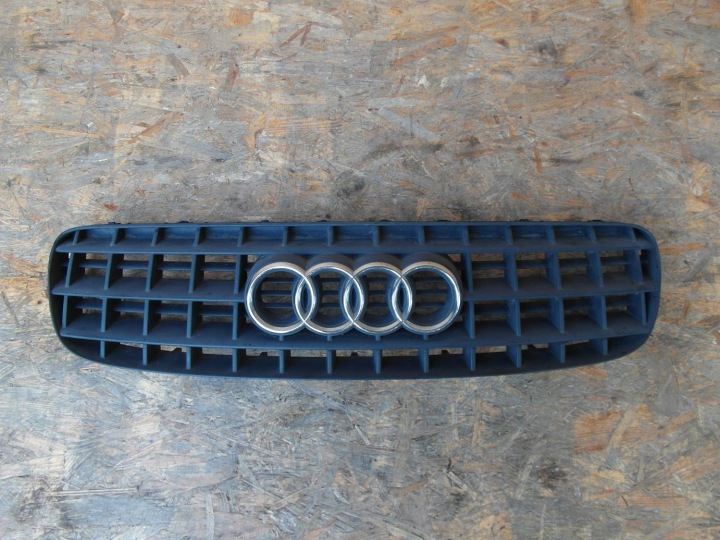 фото №8, Audi tt 8n r32 центральная решётка бампера перед передняя s-line 8n0853653b