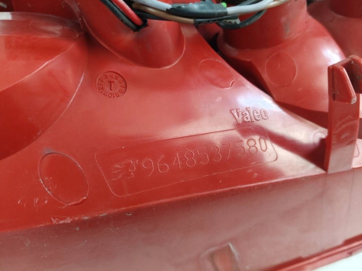 фото №8, Фара правое зад правая задняя peugeot 407 купе 9648537580