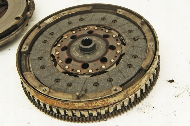 фото №5, Qj237 mercedes vito w447 1.6d сцепление 302052965r 301015679r 123107183r