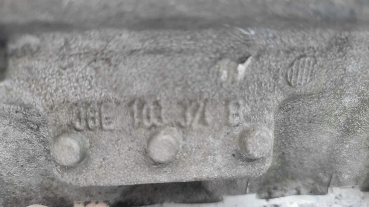 фото №9, Головка права вали кришка audi a6 c6 3,2 06e103374b