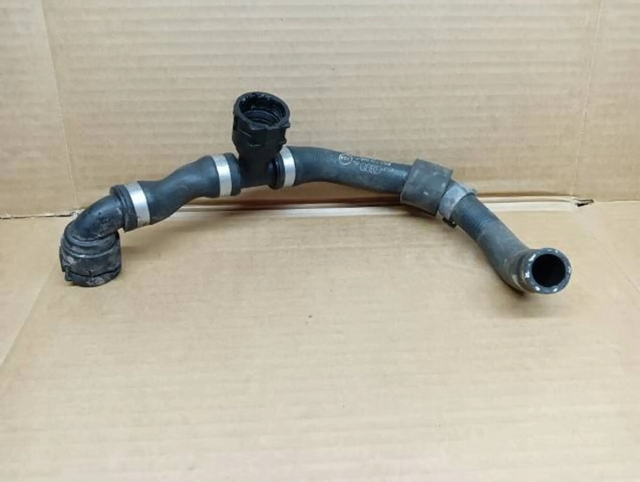 фото №1, Audi a4 b9 шланг шланг труба воды 8w0121030c