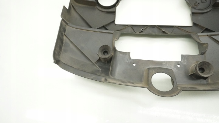 фото №10, Skoda octavia ii 1.6 b защита крышка двигателя 06a103925