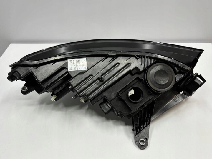 фото №9, Skoda enyaq 5lb полный led фара левая перед передняя 5lb941015