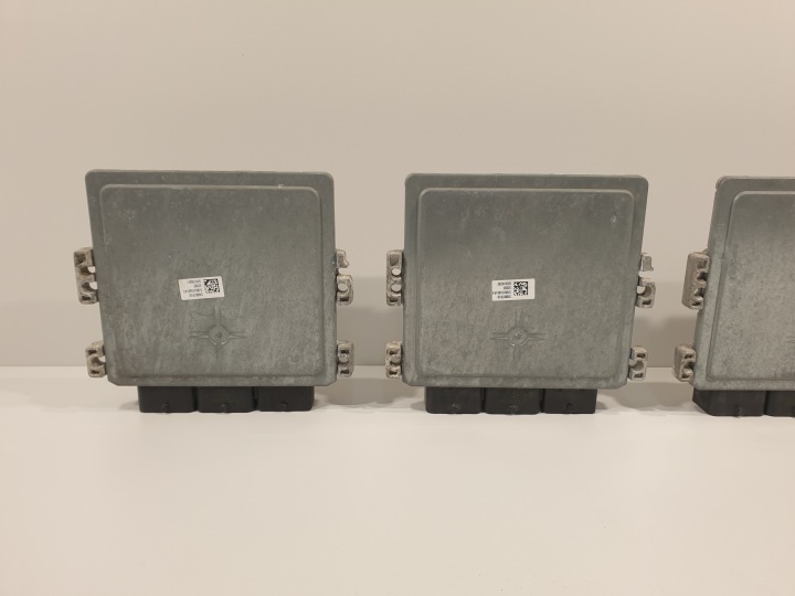 фото №8, Volvo v50 i s40 ii c30 i ecu блок управления двигателем (эбу, компьютер двигателя) oem номер 30788975