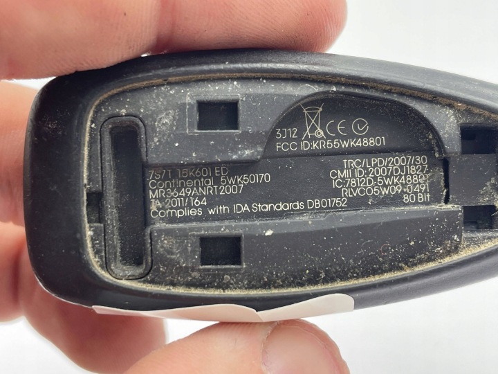 фото №7, Ключ ключ pilot keyless ford fiesta mk8 kuga c-max ii 7s7t-15k601-ed