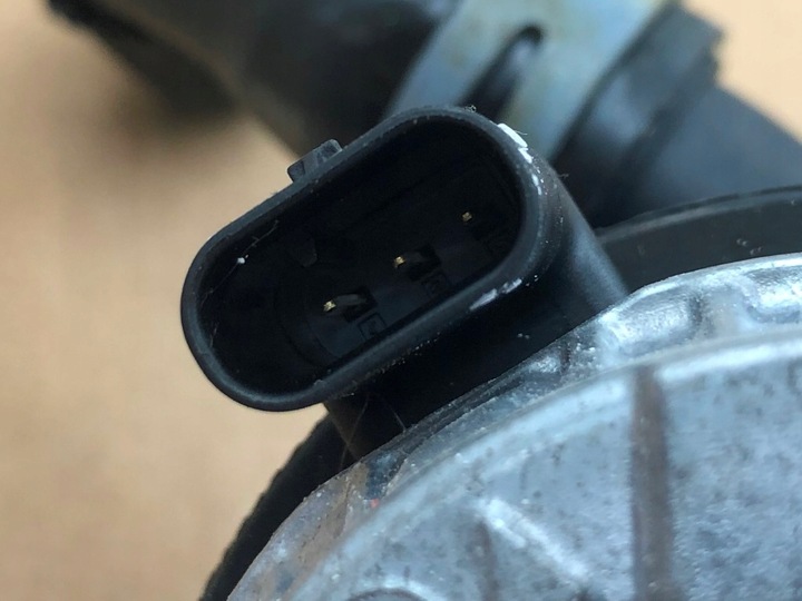 фото №10, Насос воды шланг 5wa121591a 5q0122063j seat cupra formentor hybf 1,4 etsi