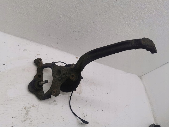 фото №5, Поворотный кулак ступица правый перед chrysler 300c 04-10