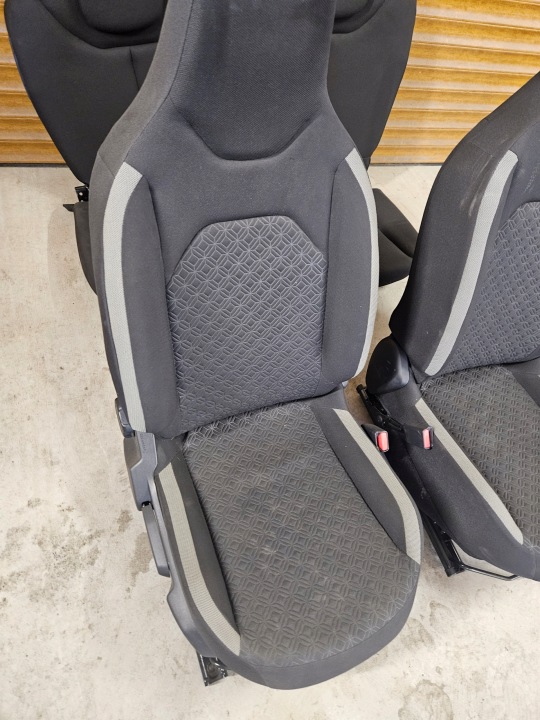 фото №5, Toyota aygo x 23-25 сиденья сиденье комплект