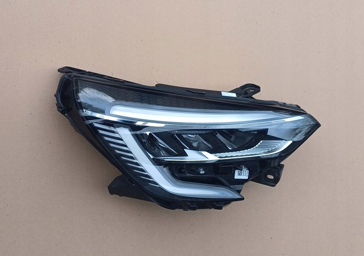 фото №16, Renault clio v 19- фара лампа полный led 260600901r 260107933r