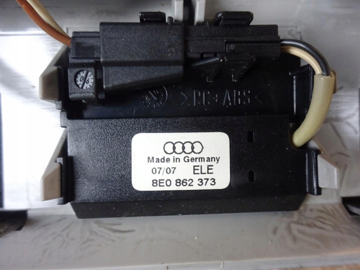 фото №7, Audi a3 8p лампа стеля мікрофон блютуз чорна soul s-line