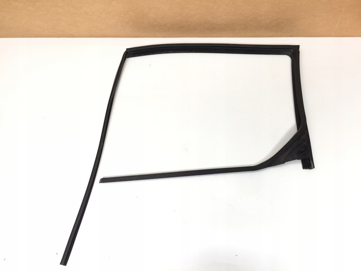 фото №1, Connect mk2 ii прокладка дверь левый стёкла перед