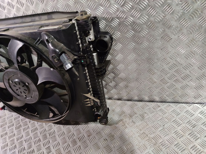 фото №7, Jeep grand cherokee 2014 радиаторов / комплект