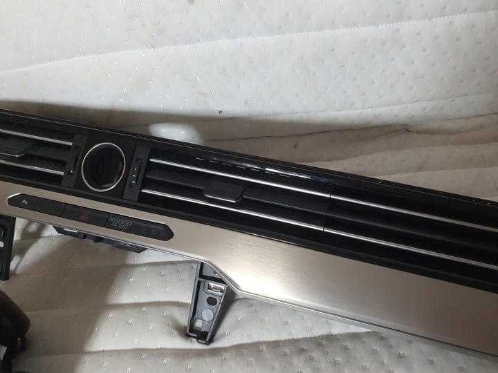 фото №5, Решётка воздуховод рамка dekor планка vw passat b8