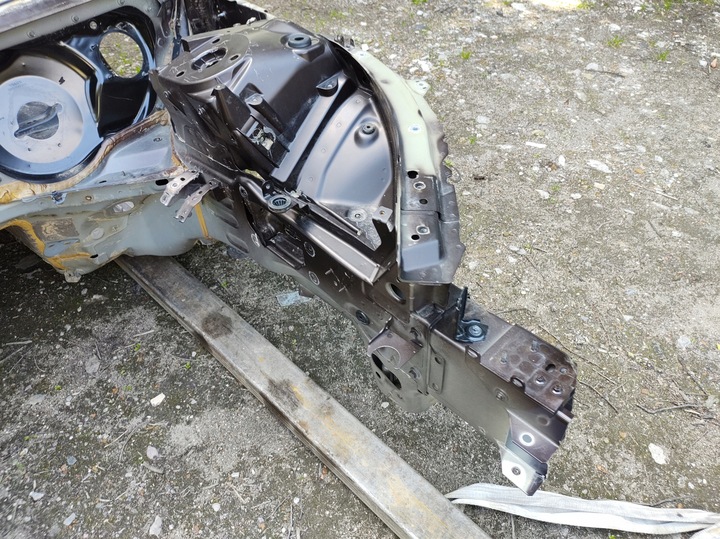 фото №9, Volvo v60 18r- лонжерон левый перед