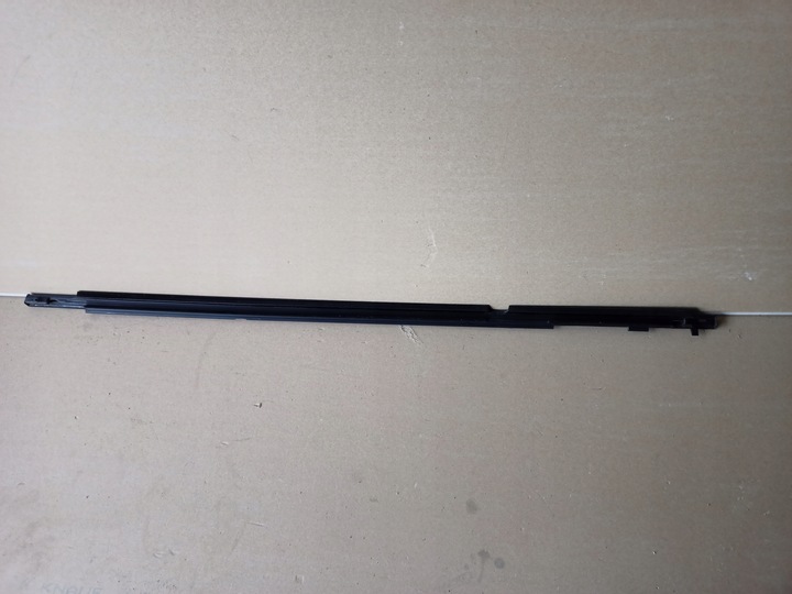 фото №5, Планка скла двері права задня toyota rav4 ii 00-