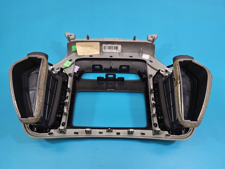 фото №10, Решітка повітропровід середня jeep cherokee kl p68164099ab європа 13-18