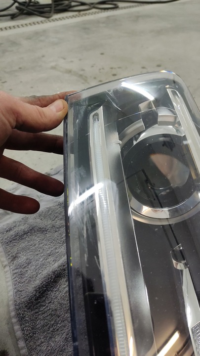 фото №11, Audi q3 лампа права 8u0941030h європа