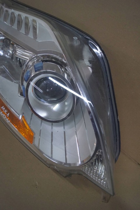 фото №8, Ford kuga mk1 фара праве перед ксенон uk 8v41-13d154-bf s2772