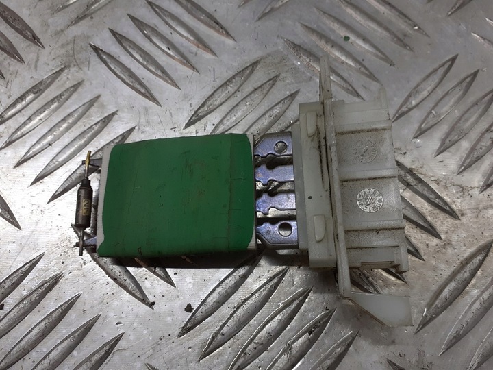 фото №1, Резистор резистор вентилятор peugeot 207 sw