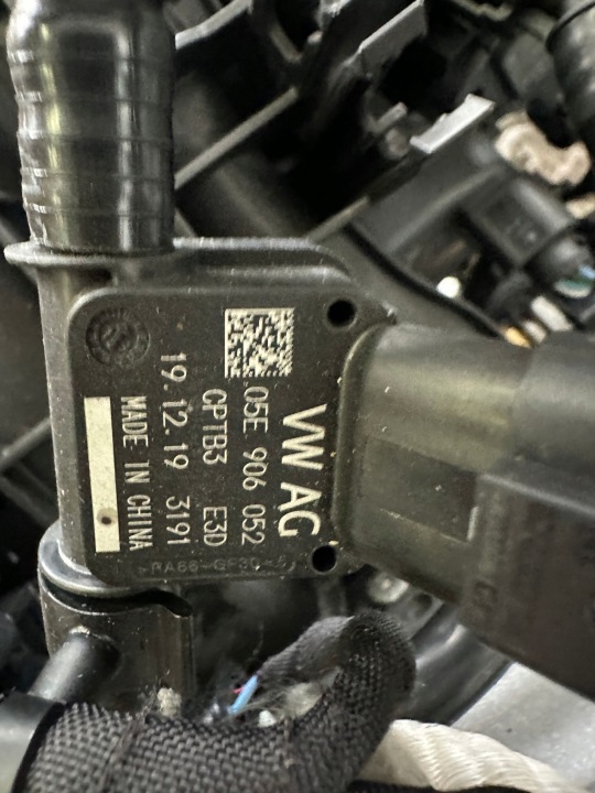 фото №10, Клапан электромагнитный 04e906048a audi vw seat skoda 1.5 tfsi tsi