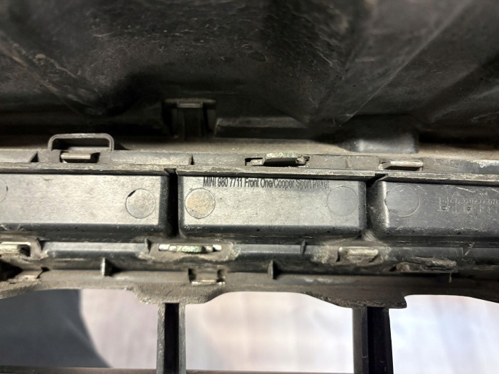 фото №12, Mini countryman r60 решётка радиатора решётка 9807711 countryman r60