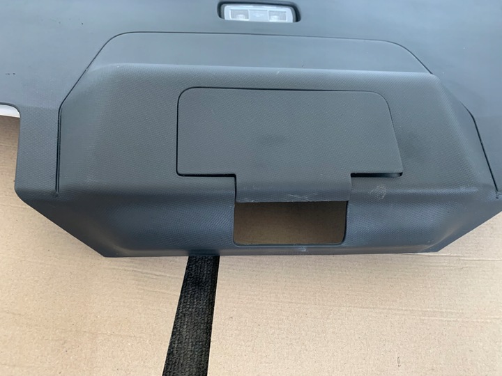 фото №10, Ford mustang mach-e 21r 75.7kwh обивка крышки багажника зад оригинал