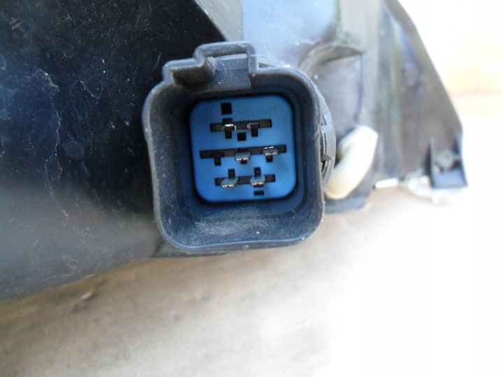 фото №12, Ford focus mk1 лампа права передня 0374e