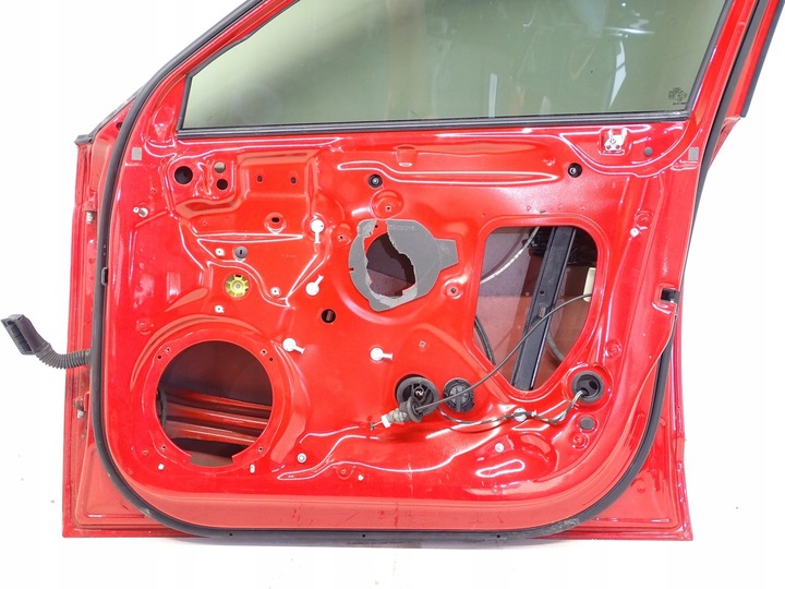 фото №13, Дверь правый перед правые передние audi a3 8v 5d sb 5 дверь красный ly3u