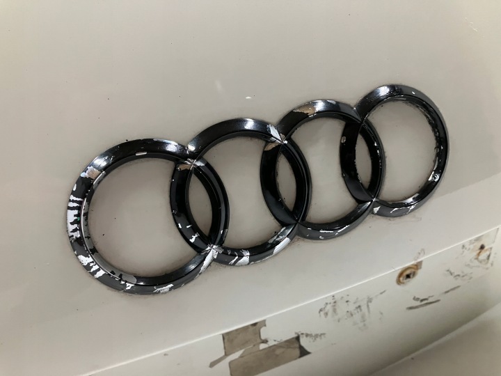 фото №7, Крышка крышка багажника lf5b audi a1 8x 3d 3 дверь