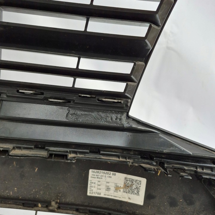 фото №10, Vw t6 multivan 7e0 15- бампер перед передний решётка радиатора pdc 7e5807221d