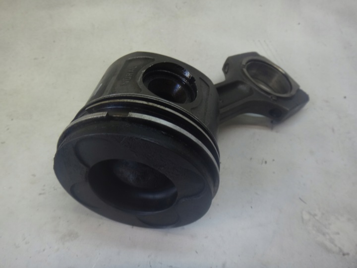 фото №8, Поршень з шатуном bmw e87 118 120 d e90 e91 318 320 d m47 tu 2