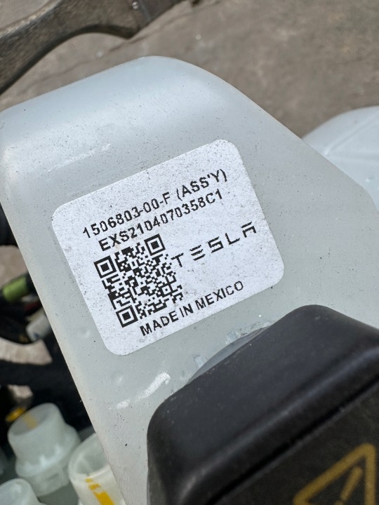 фото №7, Tesla модель 3 / y supermanifold насос тепло 1547595-98-e