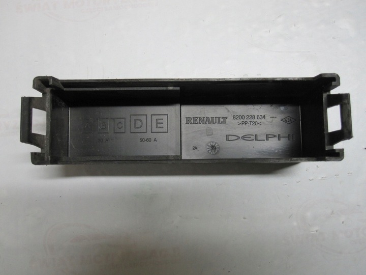 фото №5, Renault clio iii 1.6 b 09r коробка предохранителей 8200228634 8200220647