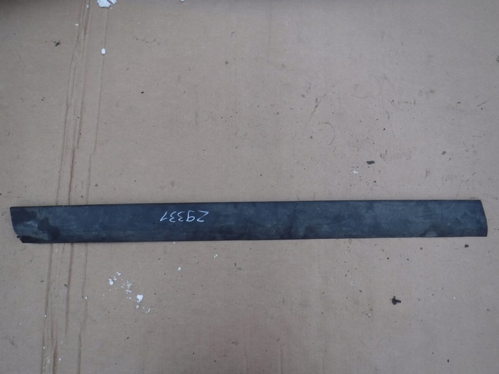 фото №1, Планка дверь левый перед vw passat b5 fl 3b0854939b