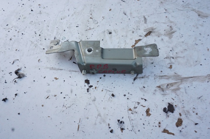 фото №1, Кронштейн крыльев правые перед renault captur 1 i