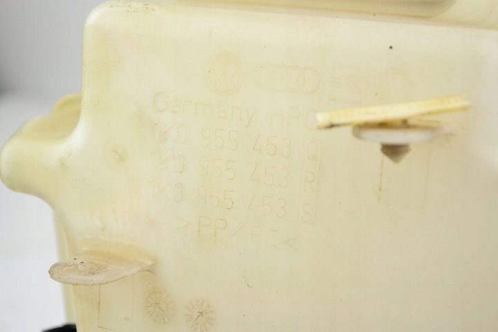 фото №5, Vw golf v 5 бак бачок склоомивача + насоси 1k0955453