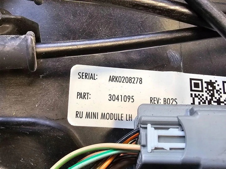 фото №11, Замок лівих бокових двері chrysler grand voyager v rt 3041095 2.8l