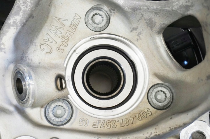 фото №10, Новая поворотный кулак левая vw touran ii 5ta 24r 5q0412021ht 5q0400053st 5qd407257f