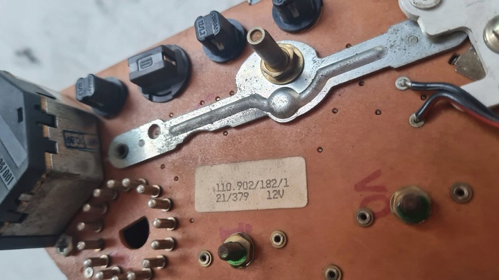 фото №11, Прилади спідометр  mercedes- benz класу s ii w126 87001196 європа