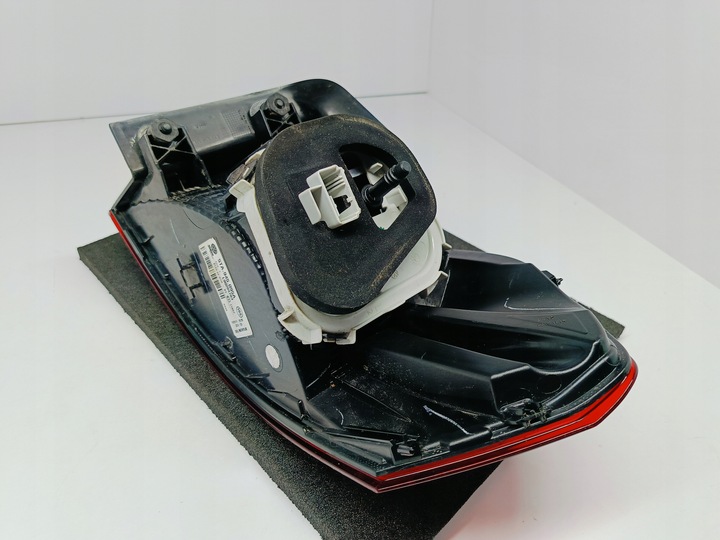 фото №11, Volkswagen touran 5ta 15- лампа левый зад левая задняя 5ta945095a