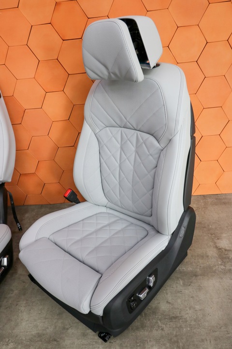 фото №11, Bmw x7 g07 lci салон сидіння диван 3 rzędy пам'ять підігрів silverstone 1 km