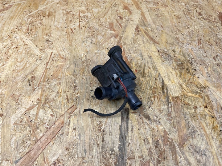 фото №8, Дополнительный насос воды audi a4 b8 a5 8t 06h121601n